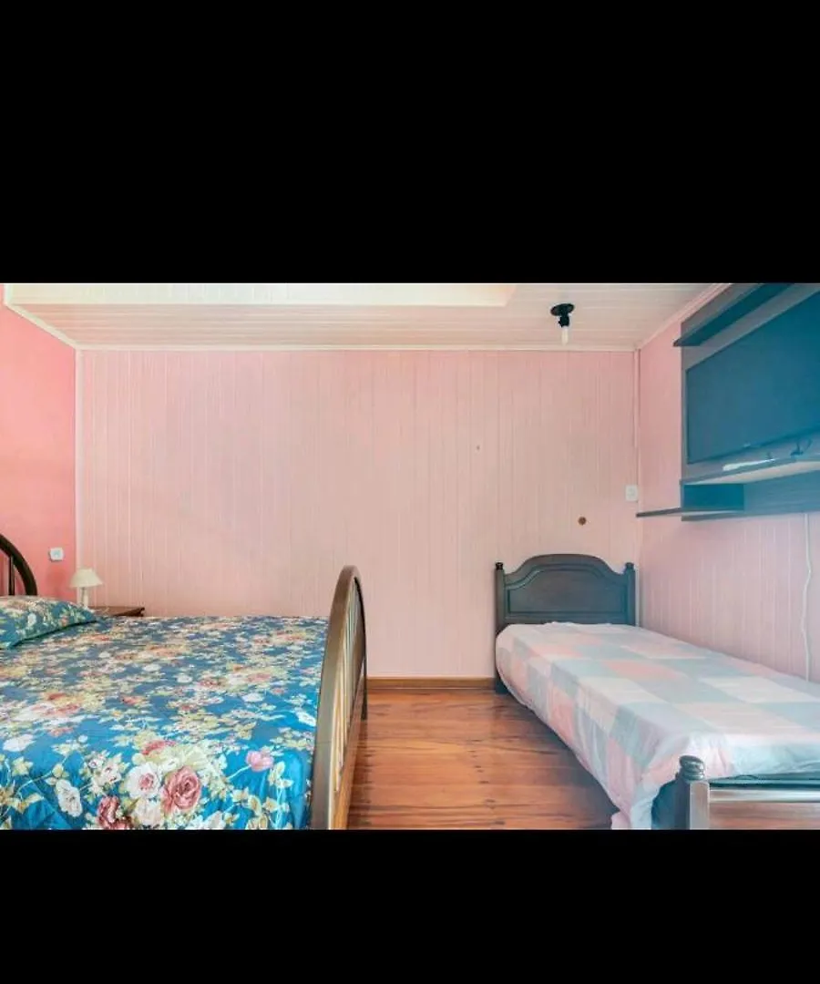 Suites E Quartos Casa Papai Noel Campos do Jordao Brazil