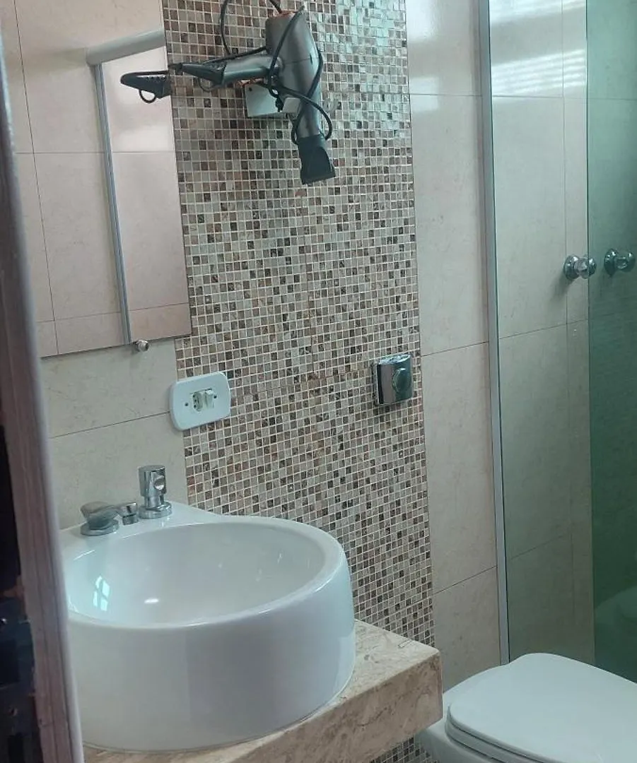 Quarto em Acomodações Particulares Suites E Quartos Casa Papai Noel Campos do Jordão Brasil